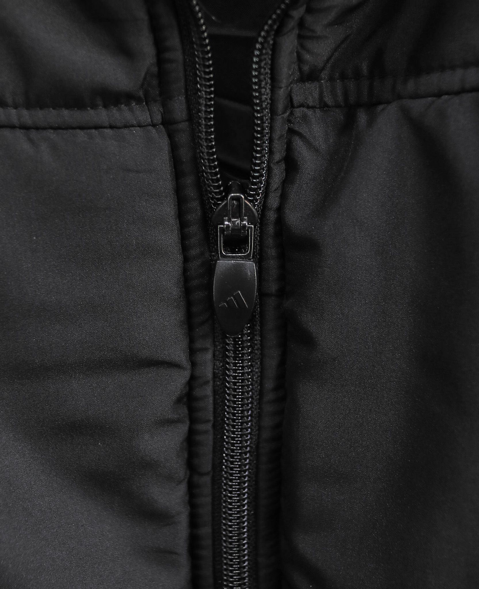 03.01.24 - VTG PUFFER JACKET - ADIDAS