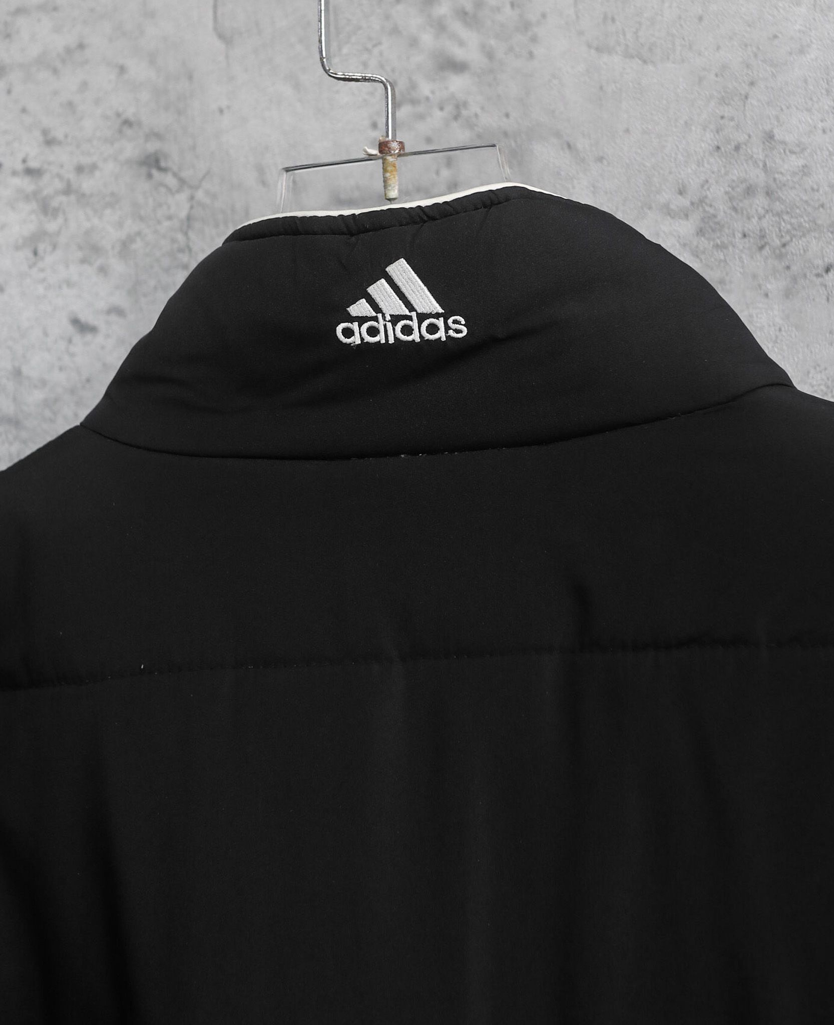 03.01.24 - VTG PUFFER JACKET - ADIDAS