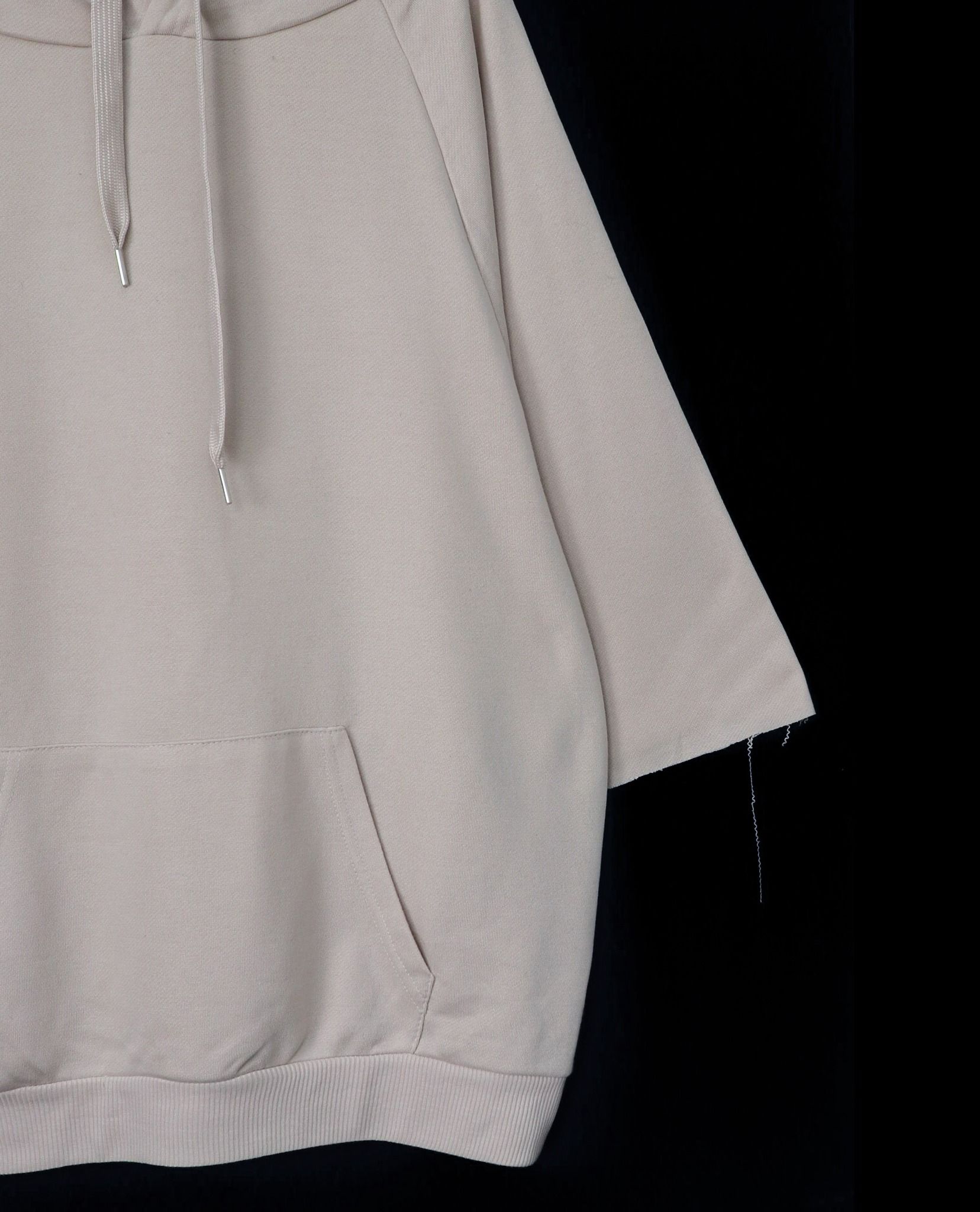12.29.22 - VTG PULLOVER HOODIE - LUNACION