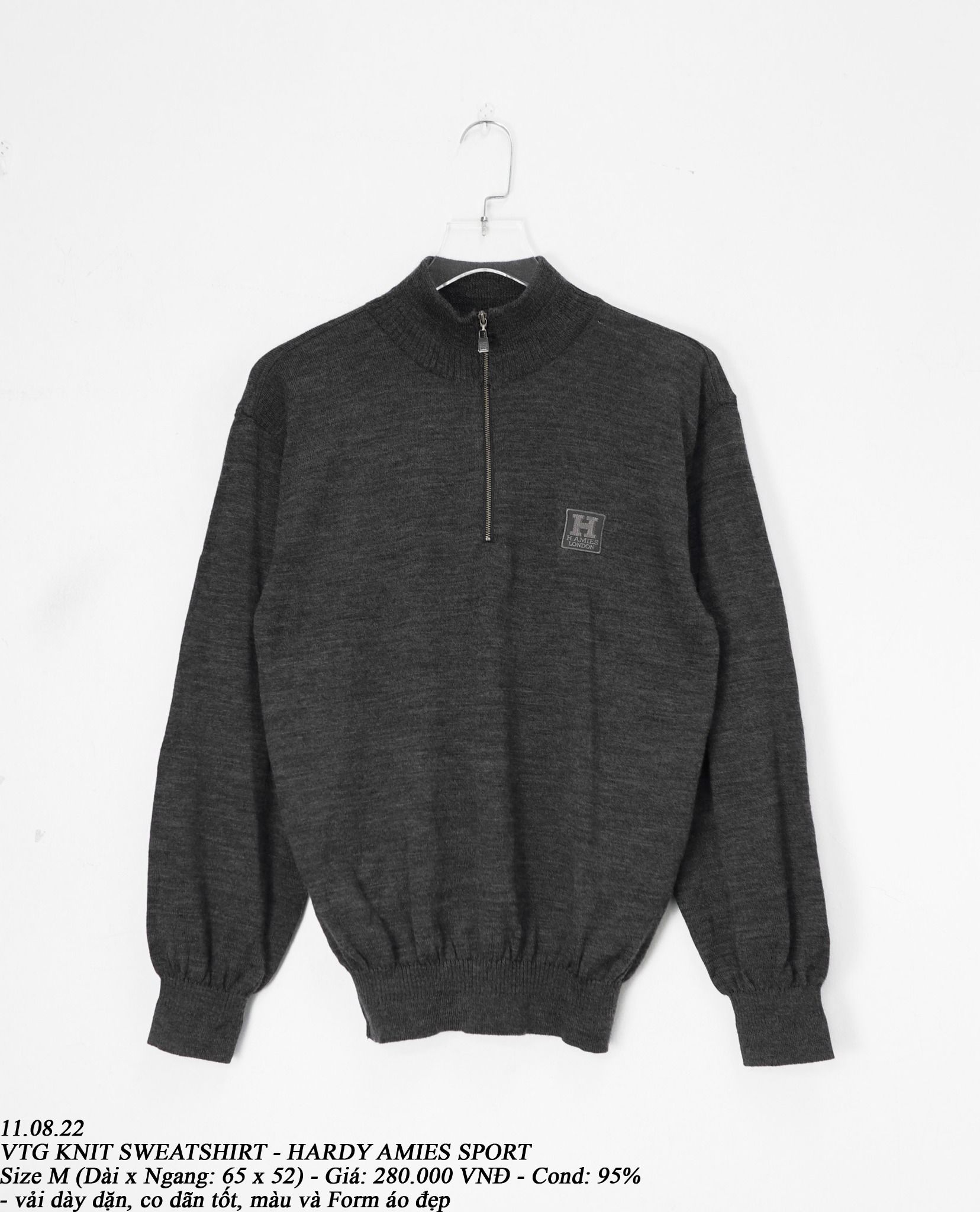 11.08.22 - VTG KNIT SWEATSHIRT - HARDY AMIES SPORT