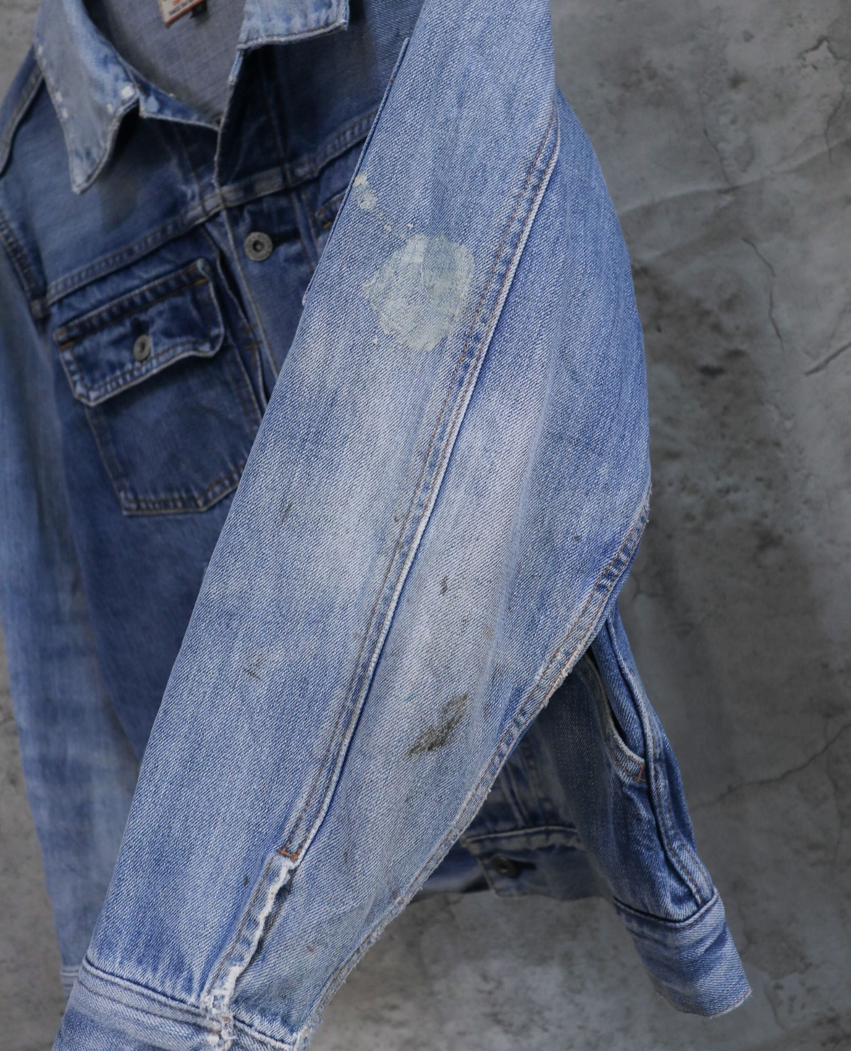 10.03.23 - VTG DENIM JACKET - SEKAI FUJI