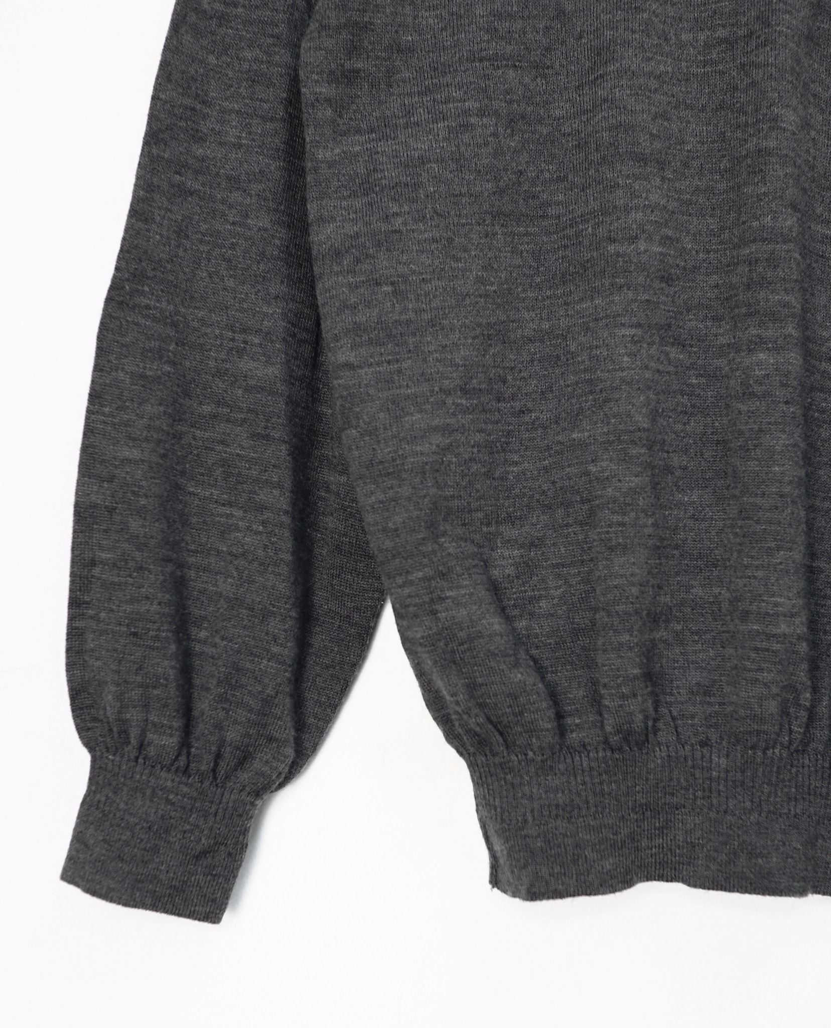 11.08.22 - VTG KNIT SWEATSHIRT - HARDY AMIES SPORT