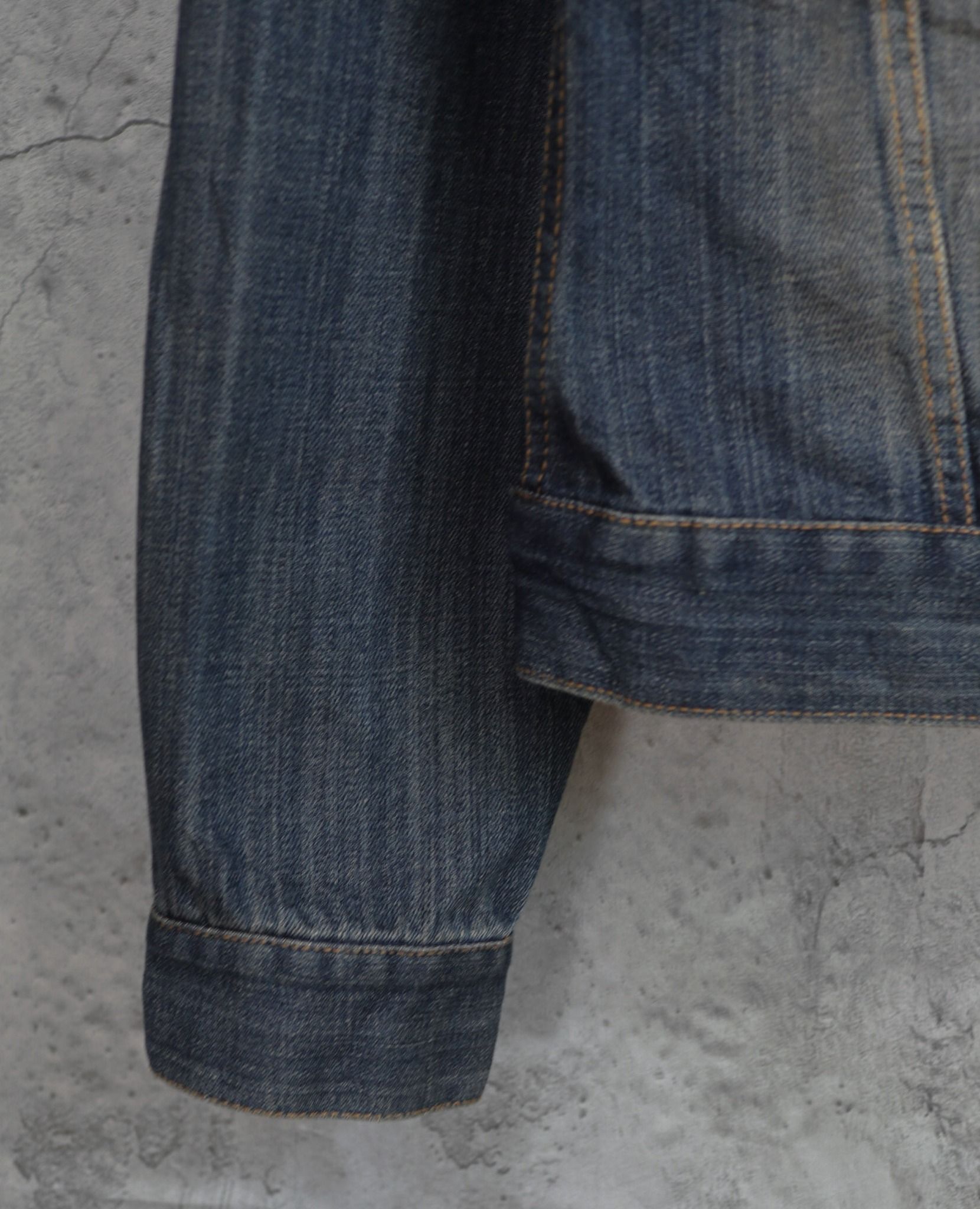 10.12.23 - VTG DENIM JACKET - RUSH HOUR