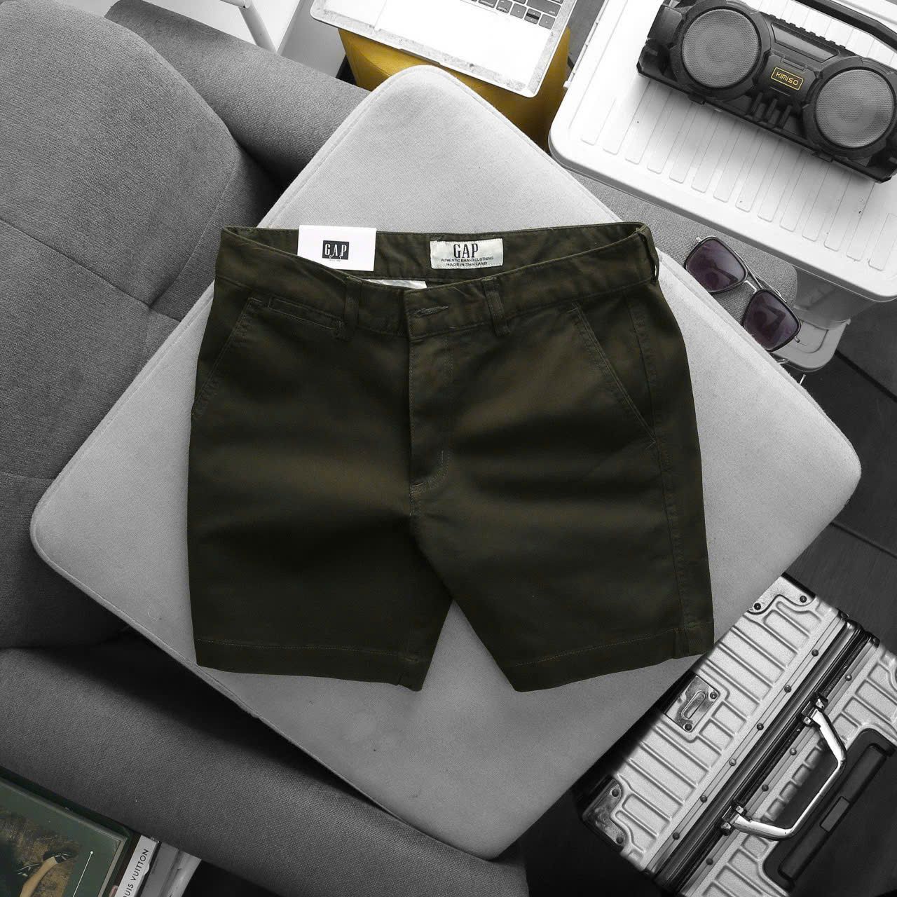 Short Kaki G.A.P form ngắn