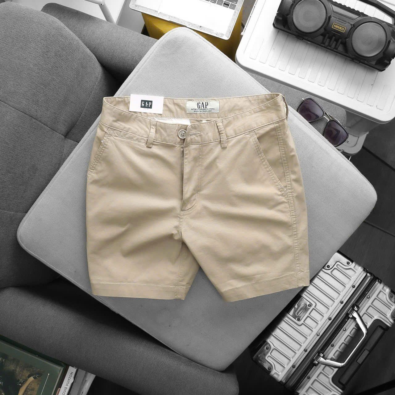 Short Kaki G.A.P form ngắn