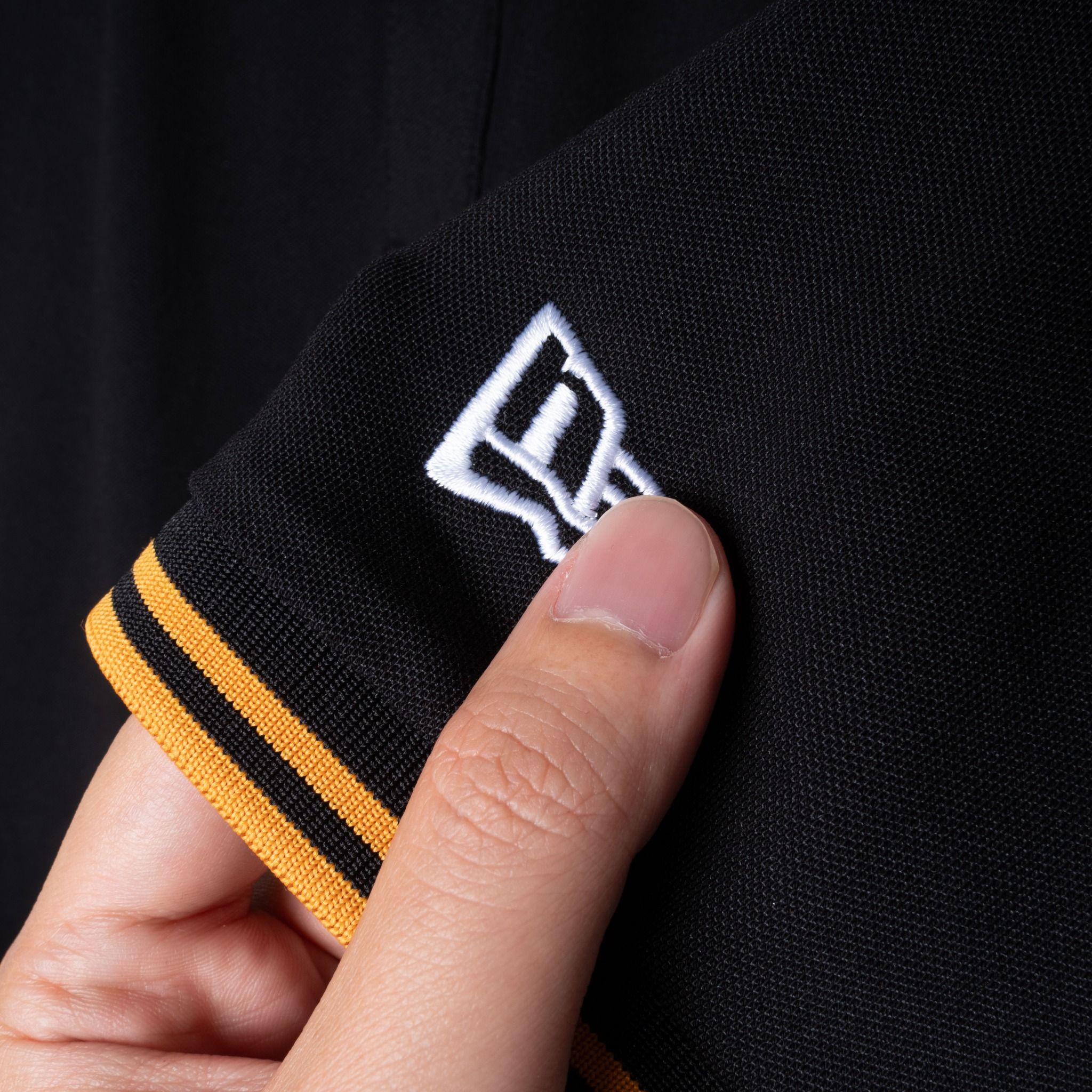 Polo NEW.ERA Logo NY Nhũ