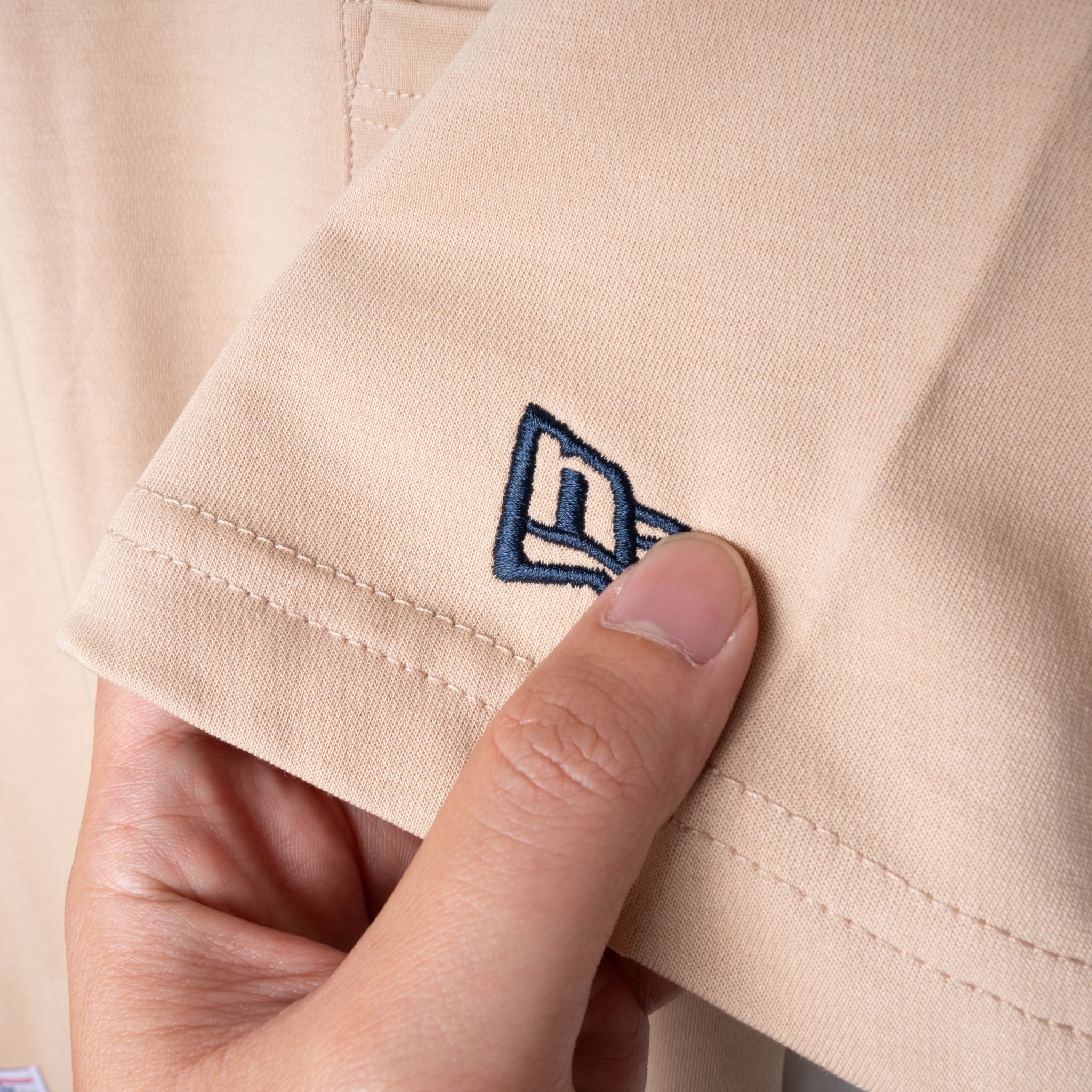 Áo Thun NEW.ERA Logo B Pattern