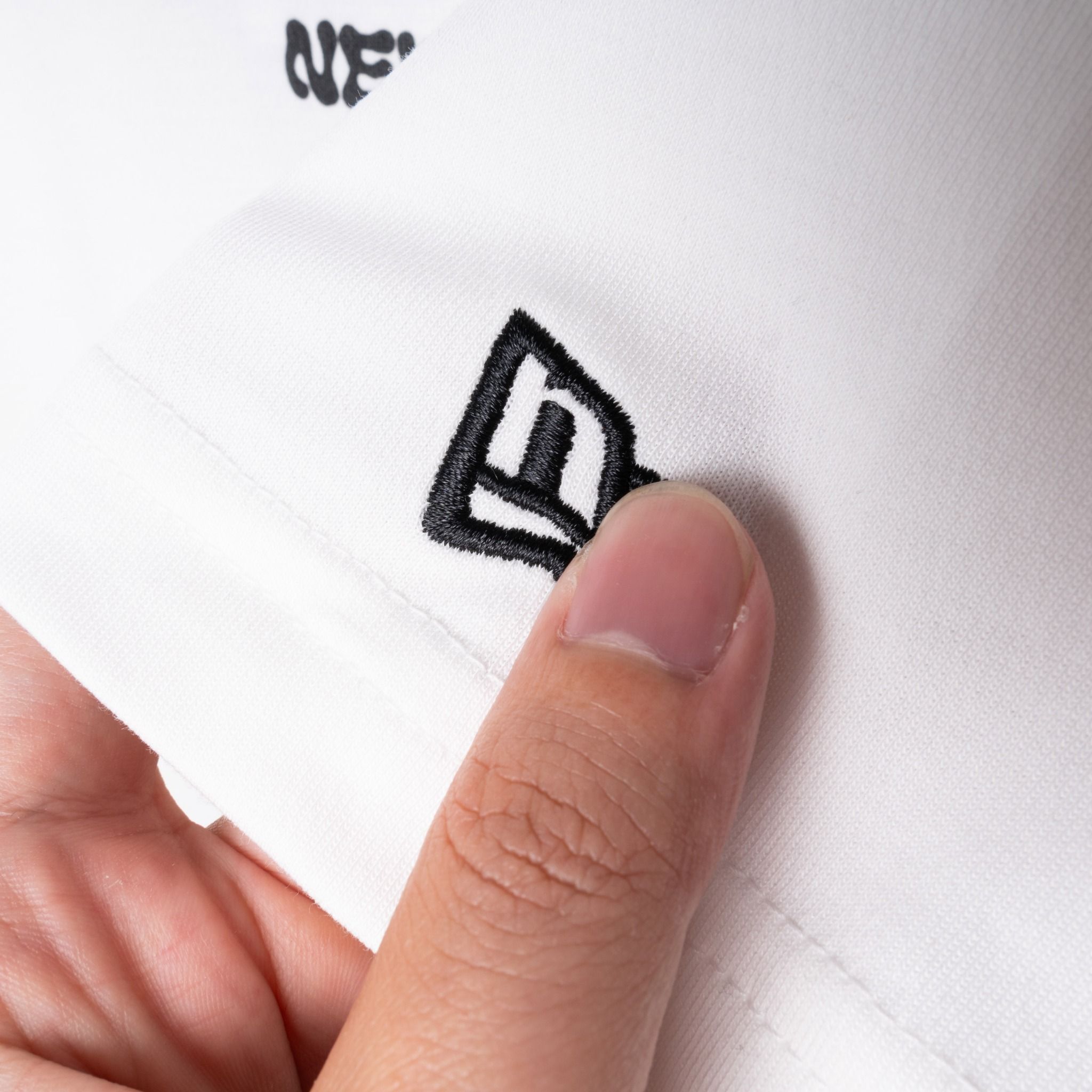 Tee NEW.ERA Logo NE Cartoon