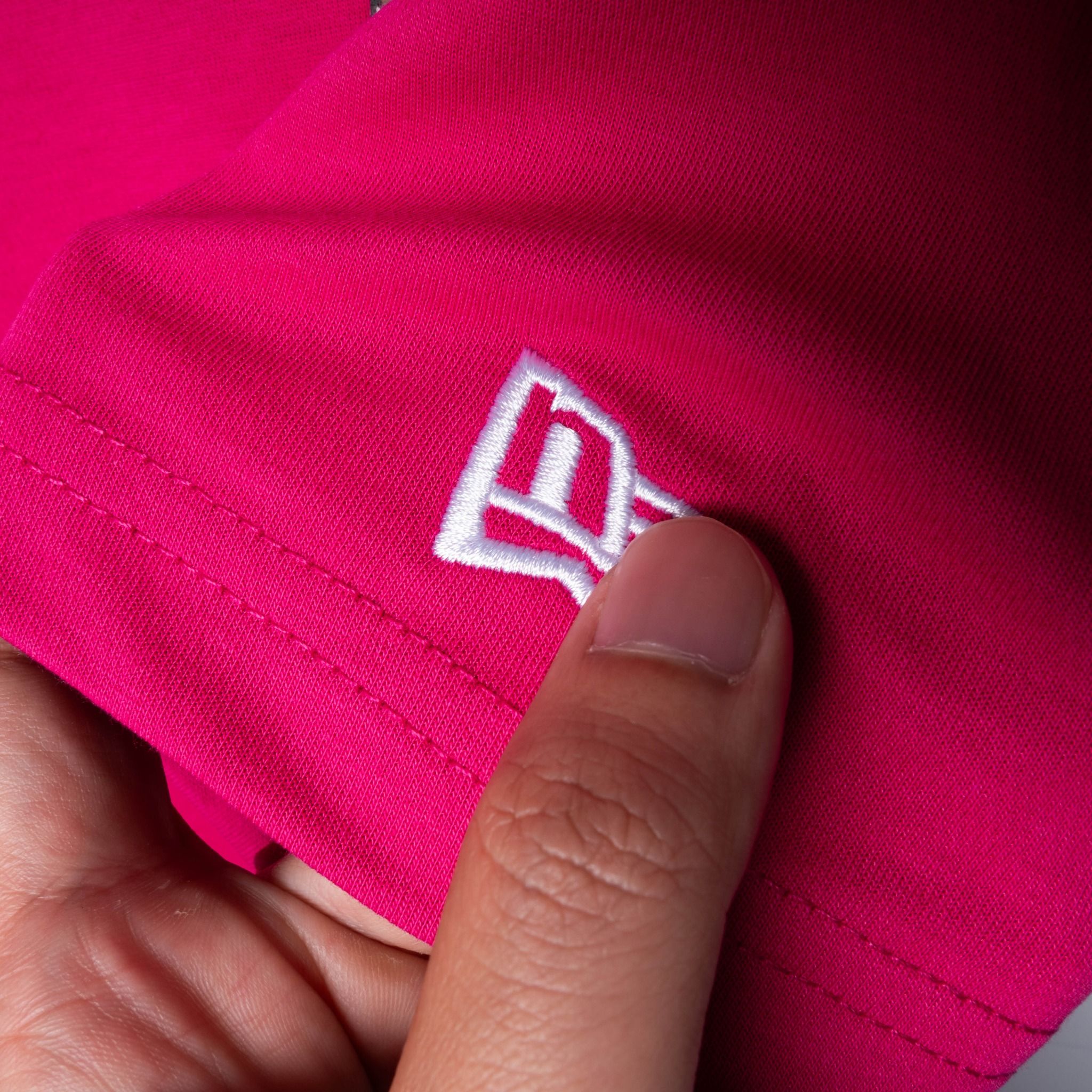 Tee NEW.ERA Logo NE CapCake