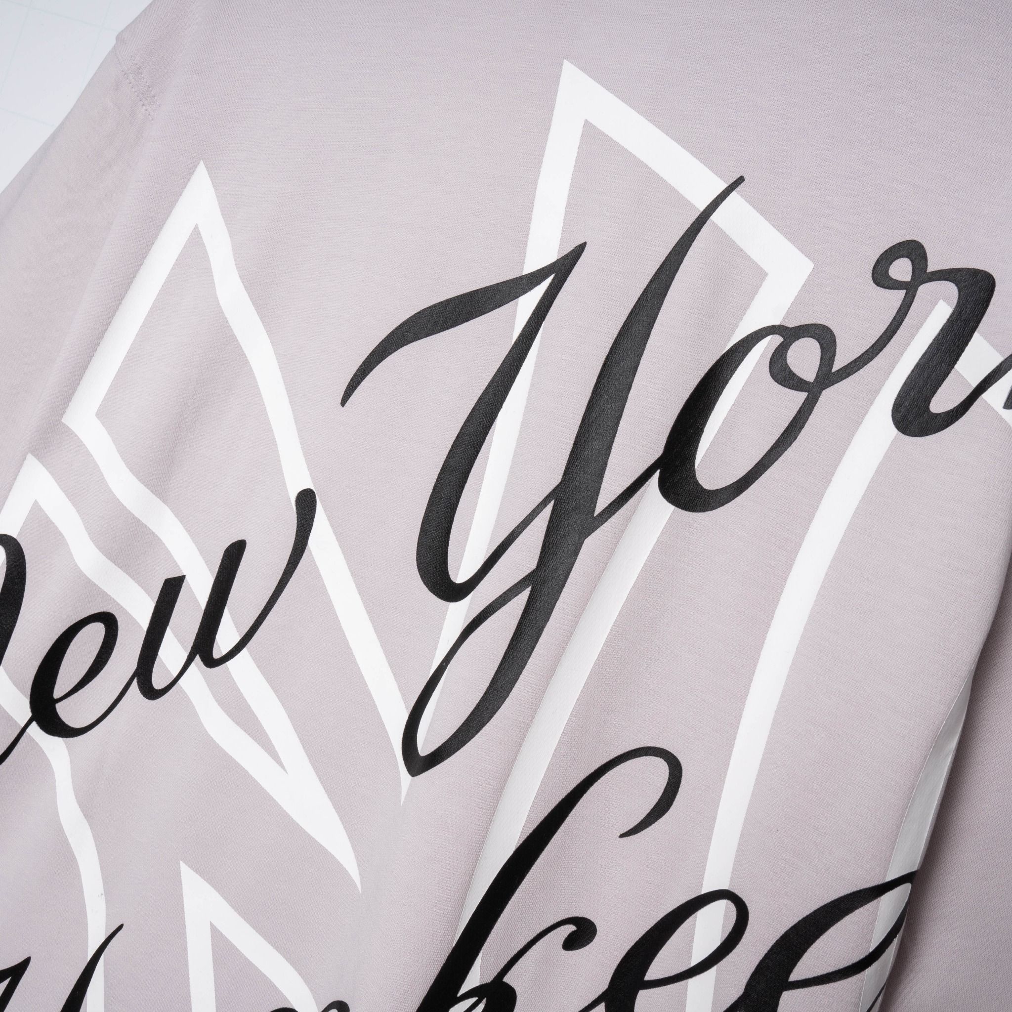 Tee NEW RA Logo NY Thêu Xù