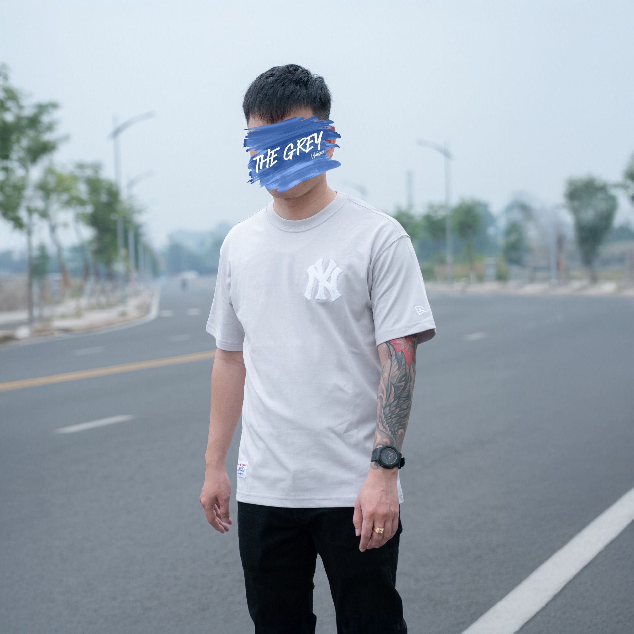 Tee NEW RA Logo NY Thêu Xù