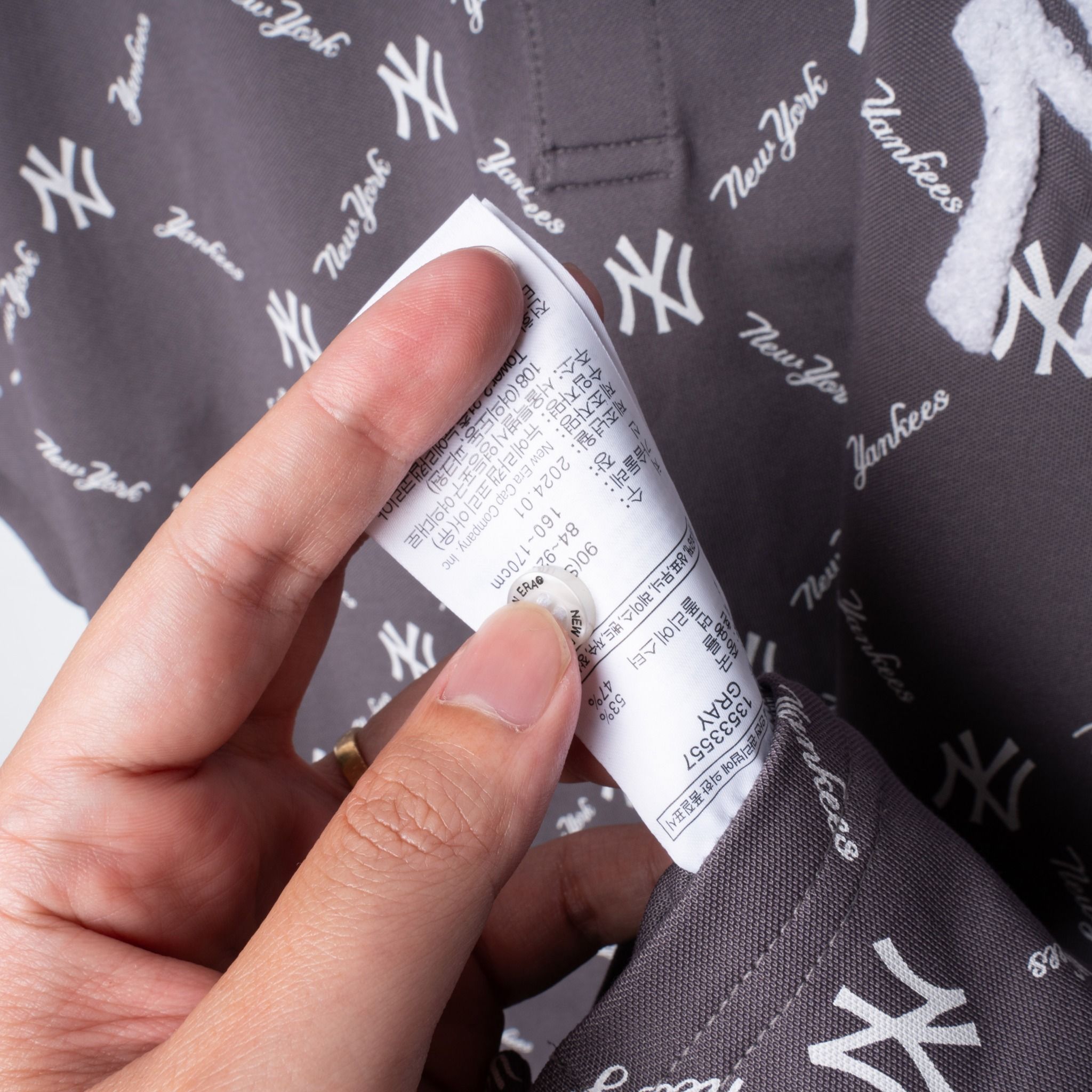 Polo NEW.ERA Monogram NY Thêu Xù