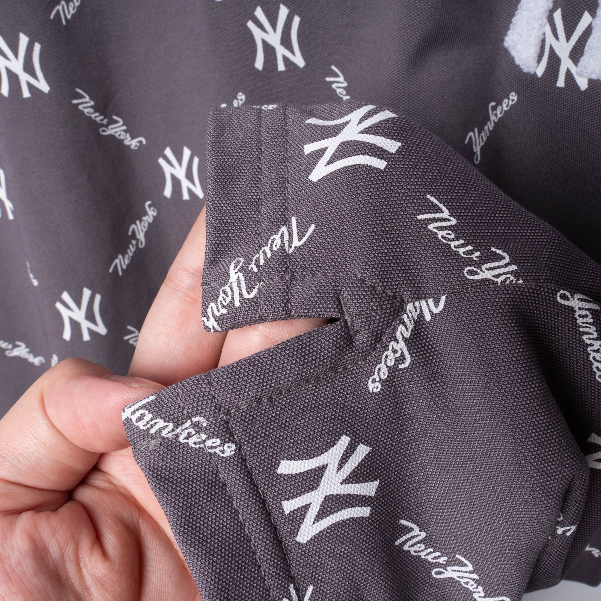 Polo NEW.ERA Monogram NY Thêu Xù