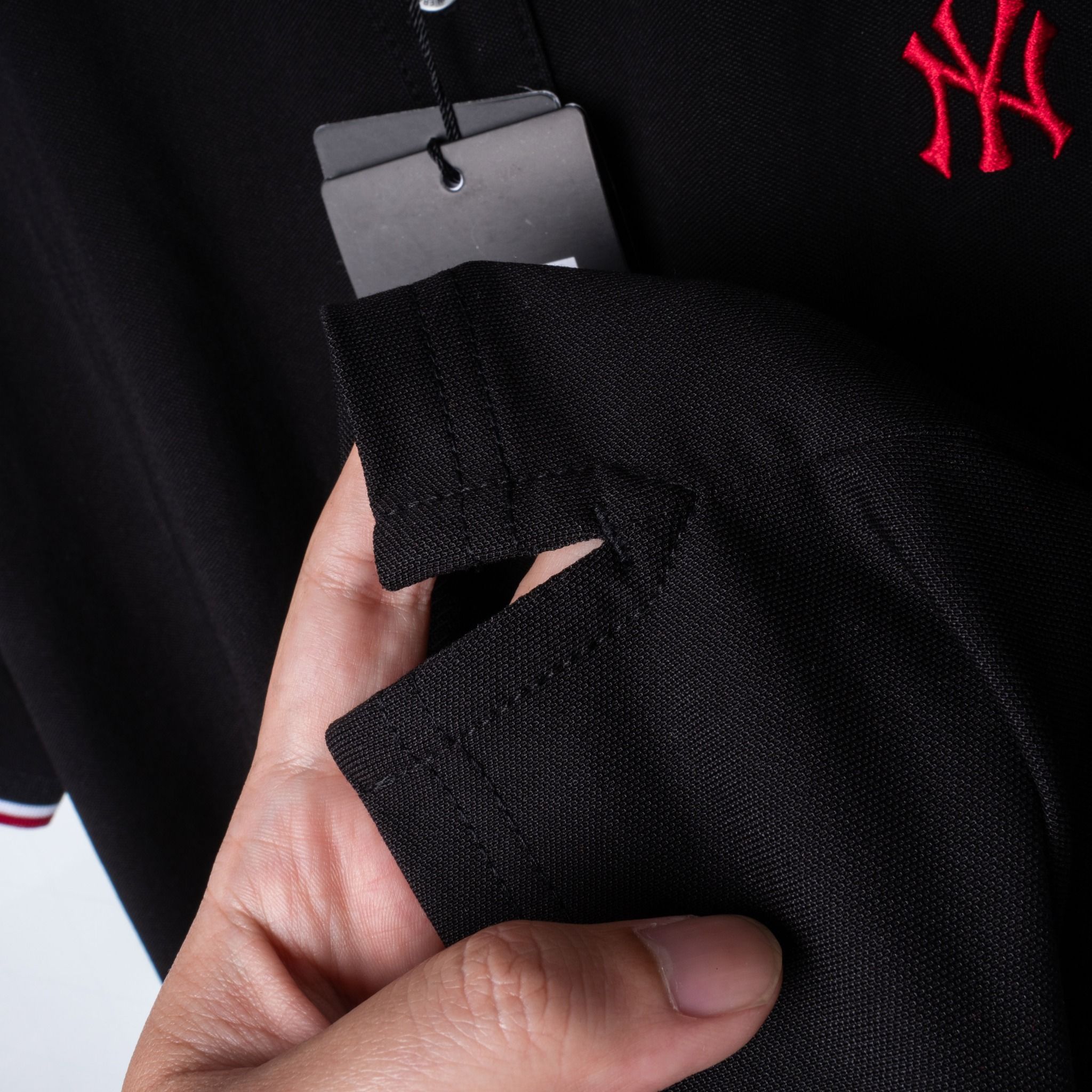 Polo NEW ERA Logo NY Chữ Đỏ