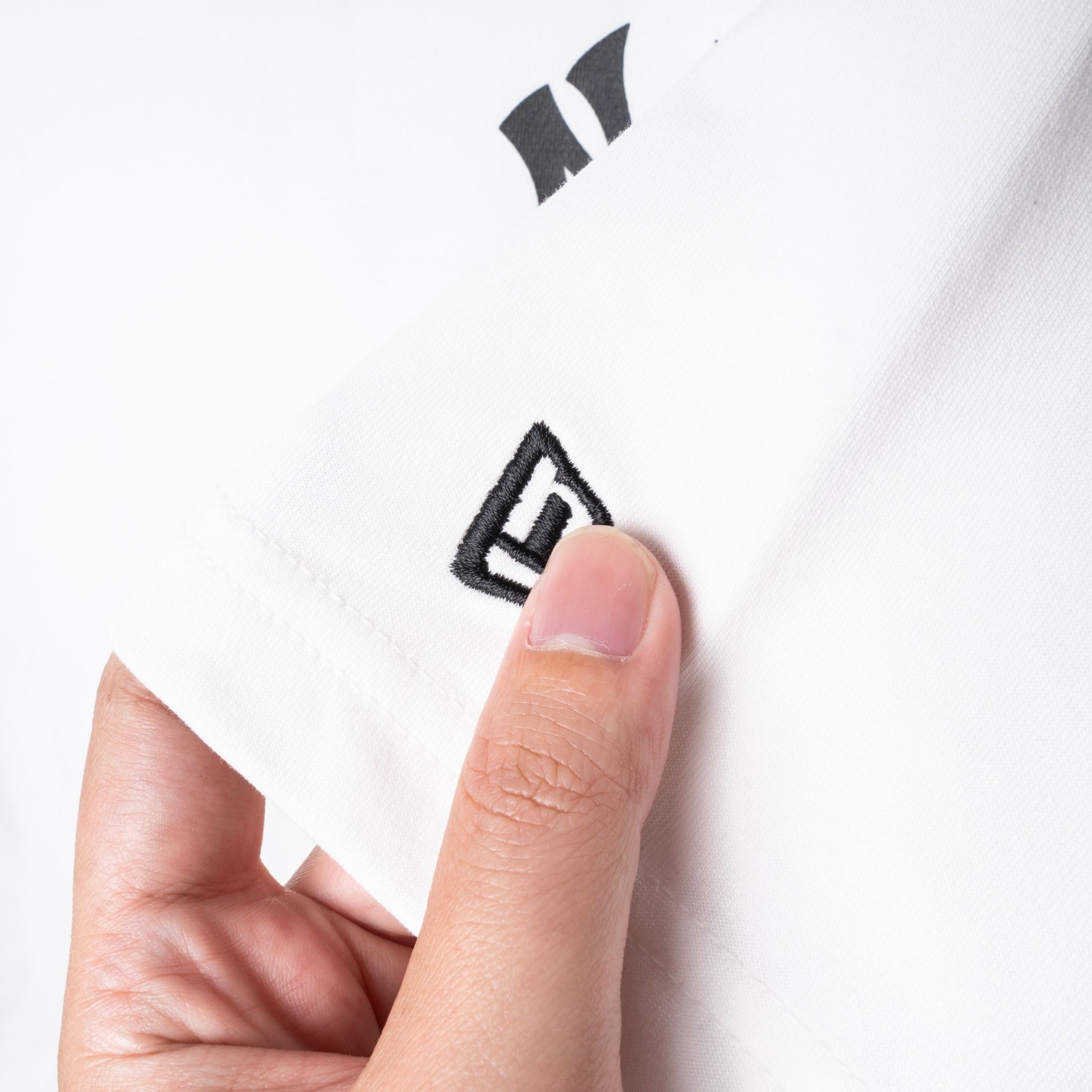 Tee NEW ERA Logo NY Chữ