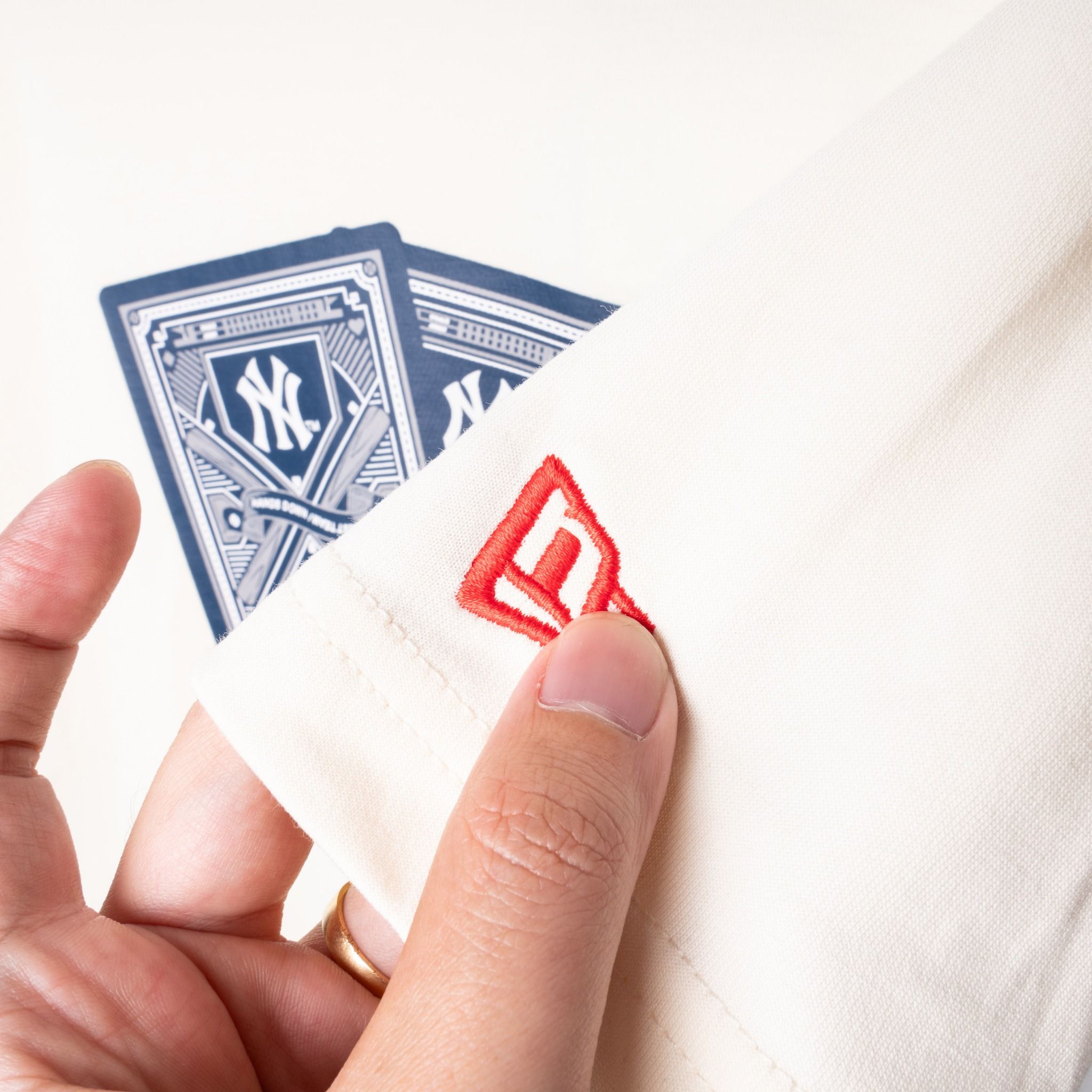 Tee NEW ERA Logo NY Playcard