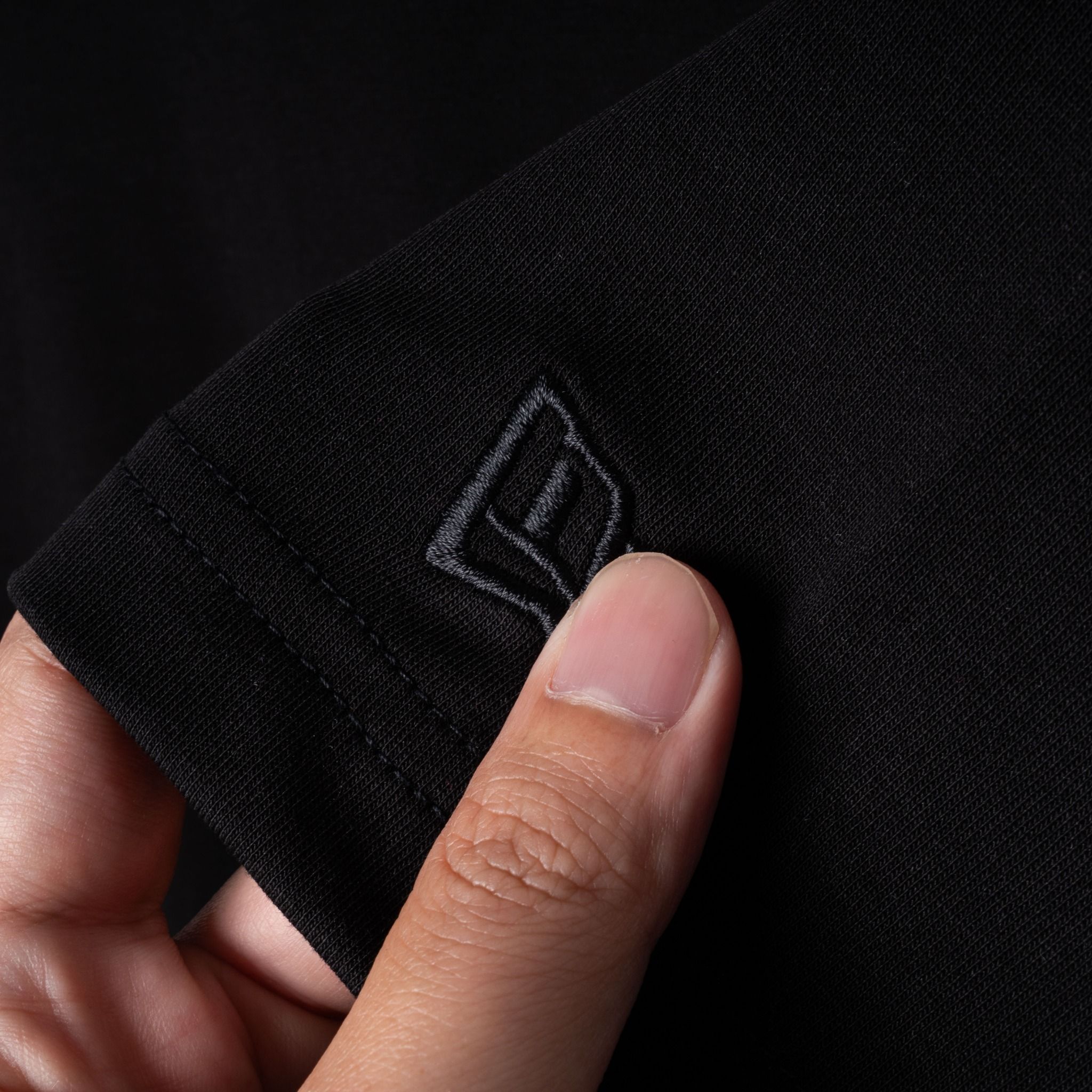 Tee NEW ERA Logo NY Chấm Bi