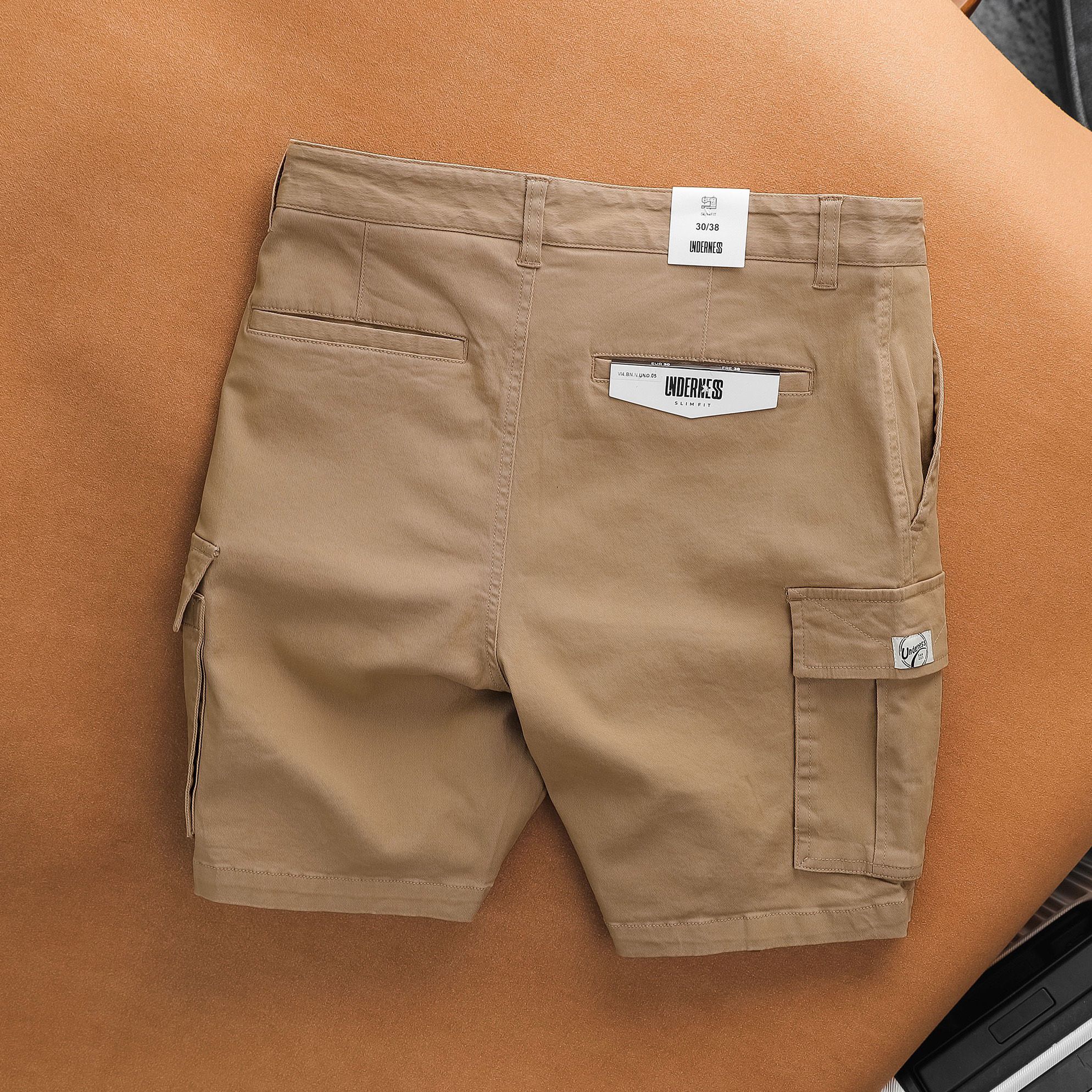 Short Kaki UNDERNESS Túi Hộp