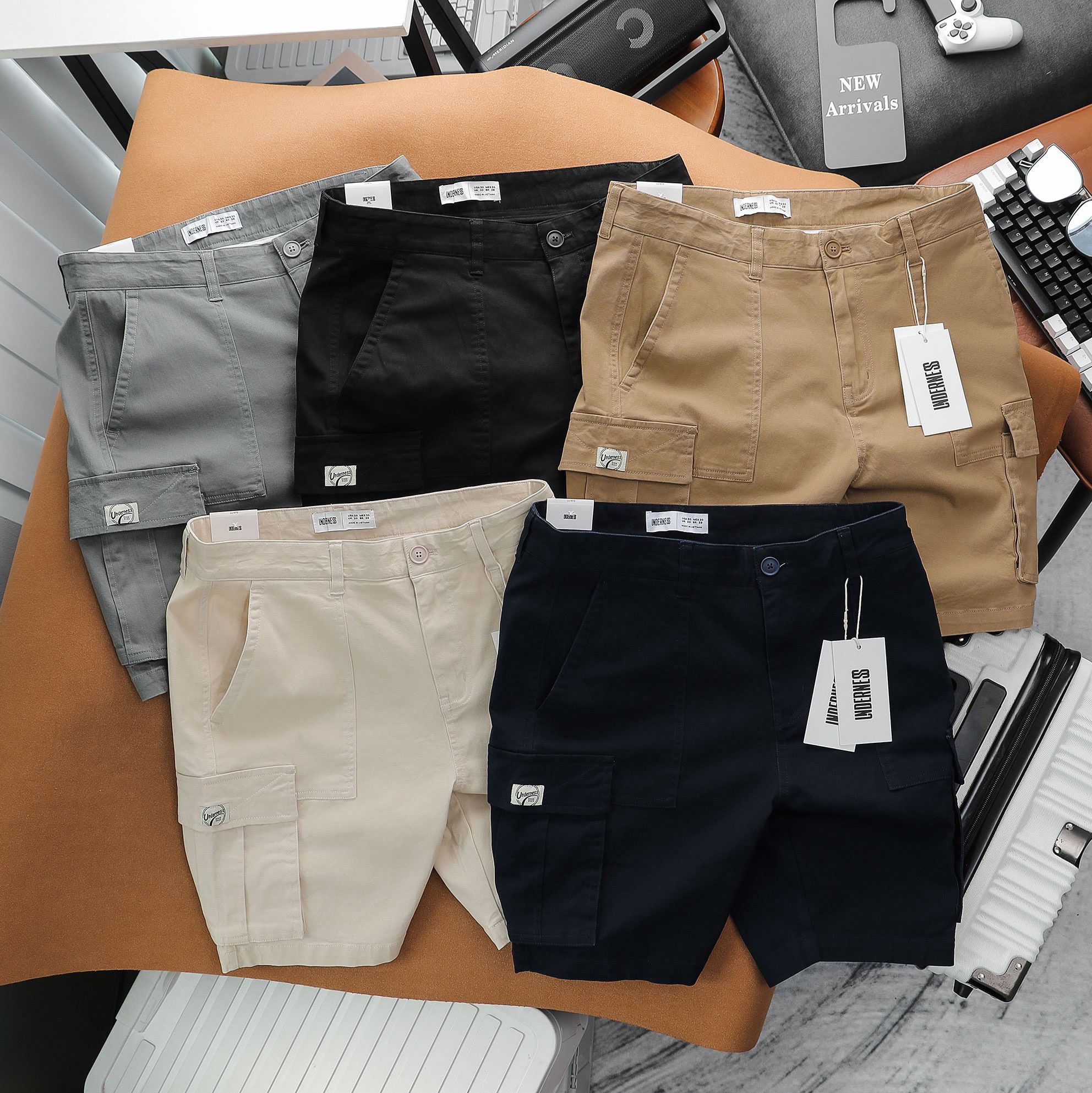 Short Kaki UNDERNESS Túi Hộp