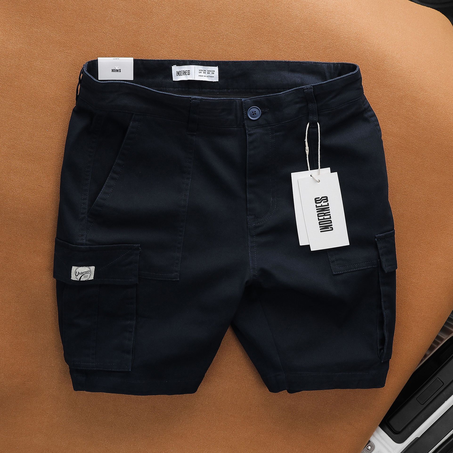 Short Kaki UNDERNESS Túi Hộp