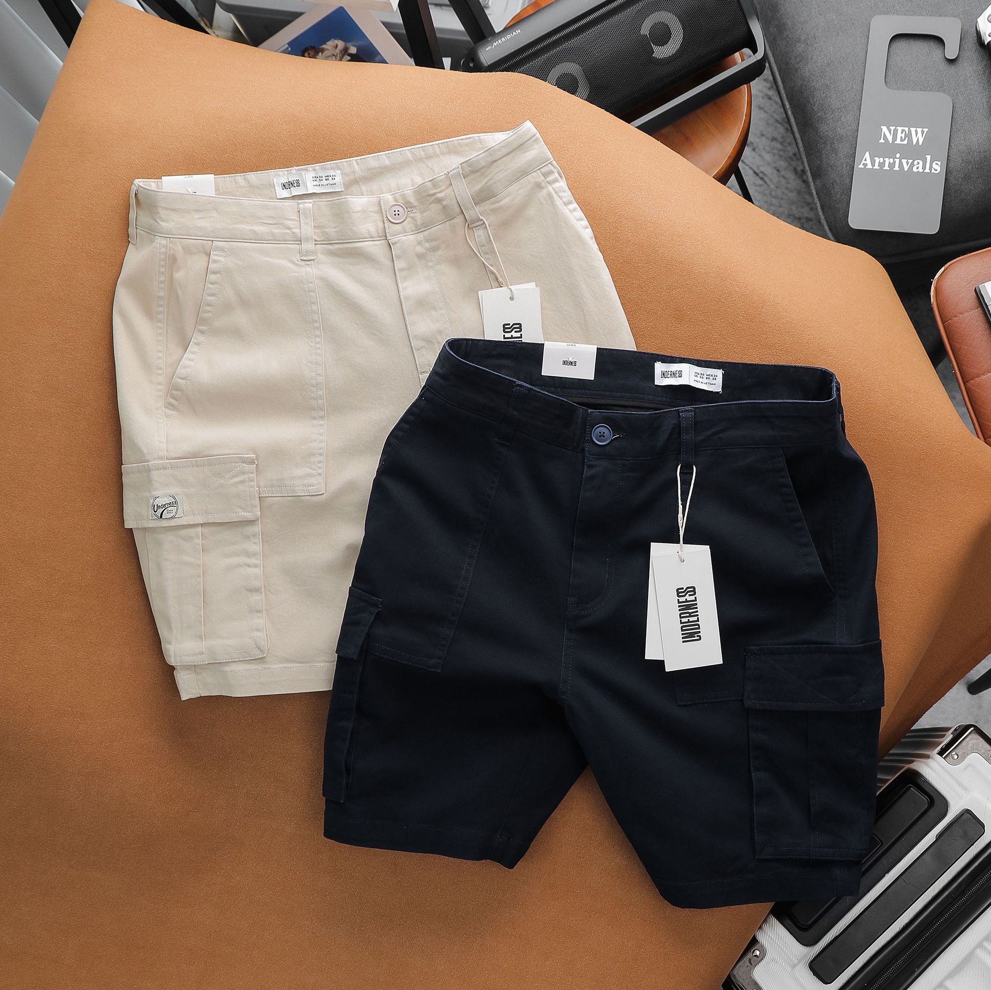 Short Kaki UNDERNESS Túi Hộp