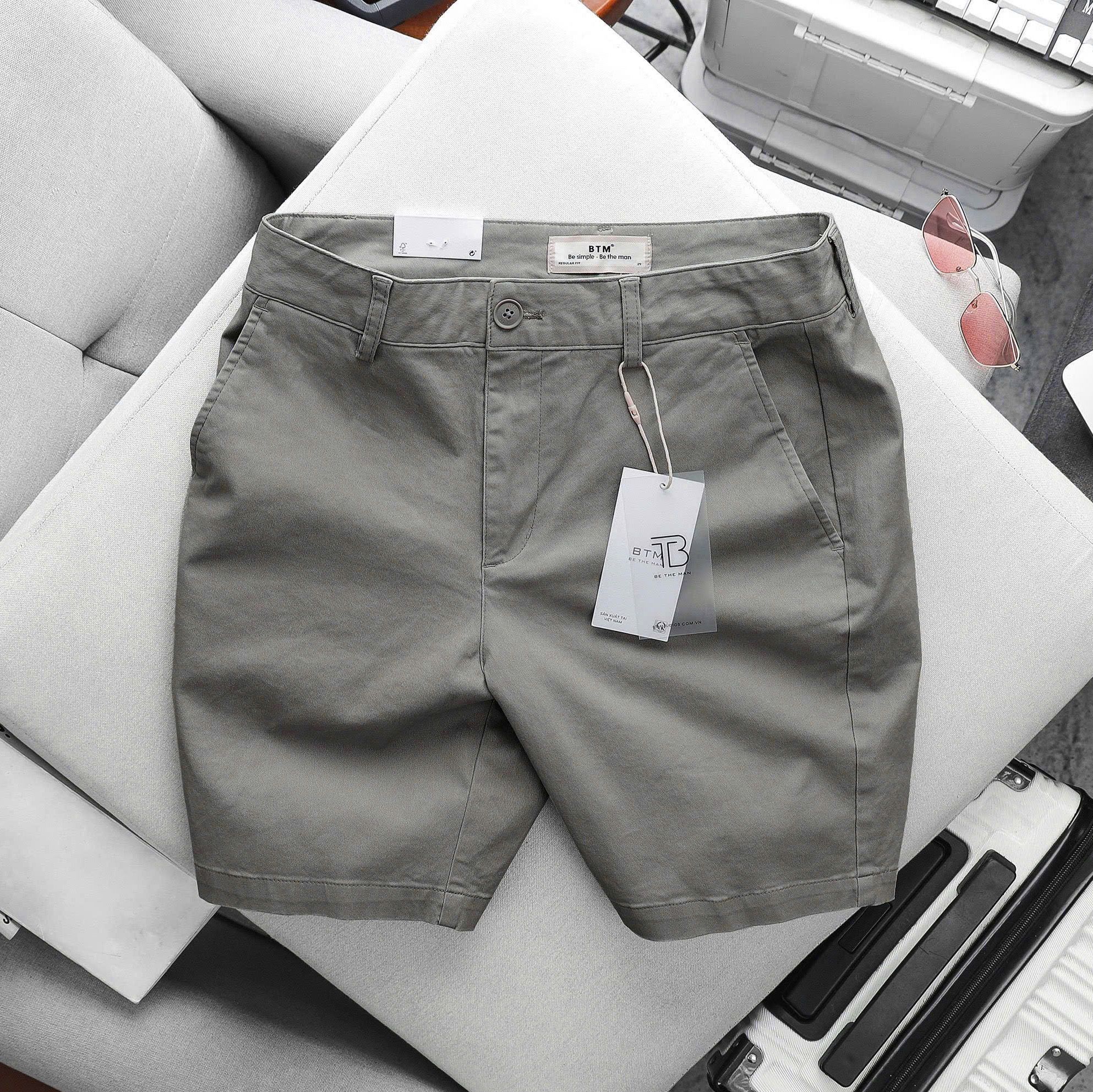 Short Kaki BTM Strecth Hips