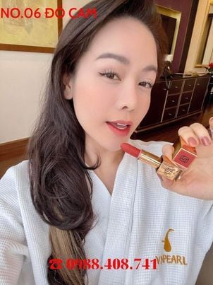 Son Hàn Quốc - Laura Sunshine Golden Velvet Lipstick No.06 – Peachy (Màu Đỏ Cam)