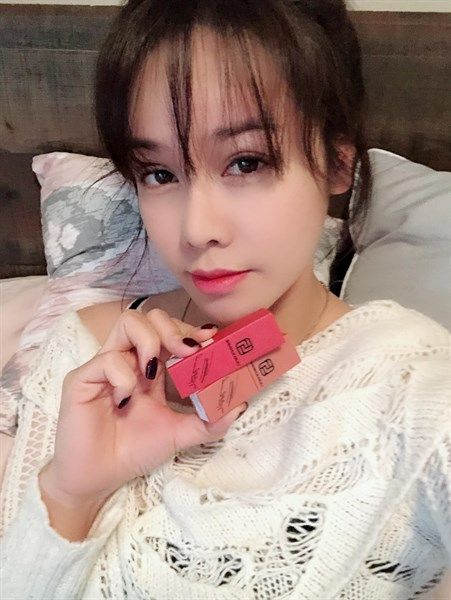 Son Nhật Kim Anh Laura Sunshine Lipstick