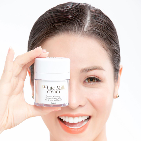 LAURA SUNSHINE WHITE MILK CREAM (KEM SỮA TRẮNG DA MẶT BAN NGÀY)