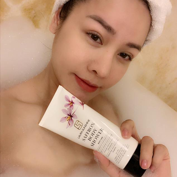 Sữa tắm Nhụy hoa Nghệ tây - Saffron Body Shower Laura Sunshine Nhật Kim Anh