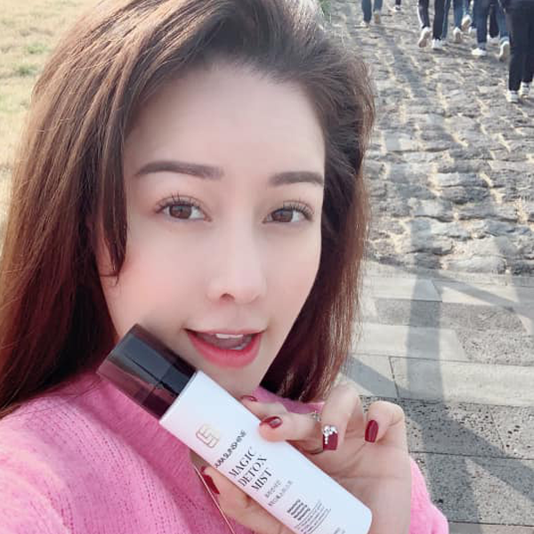 Xịt khoáng thải độc da Magic Detox Mist Laura Sunshine Nhật Kim Anh