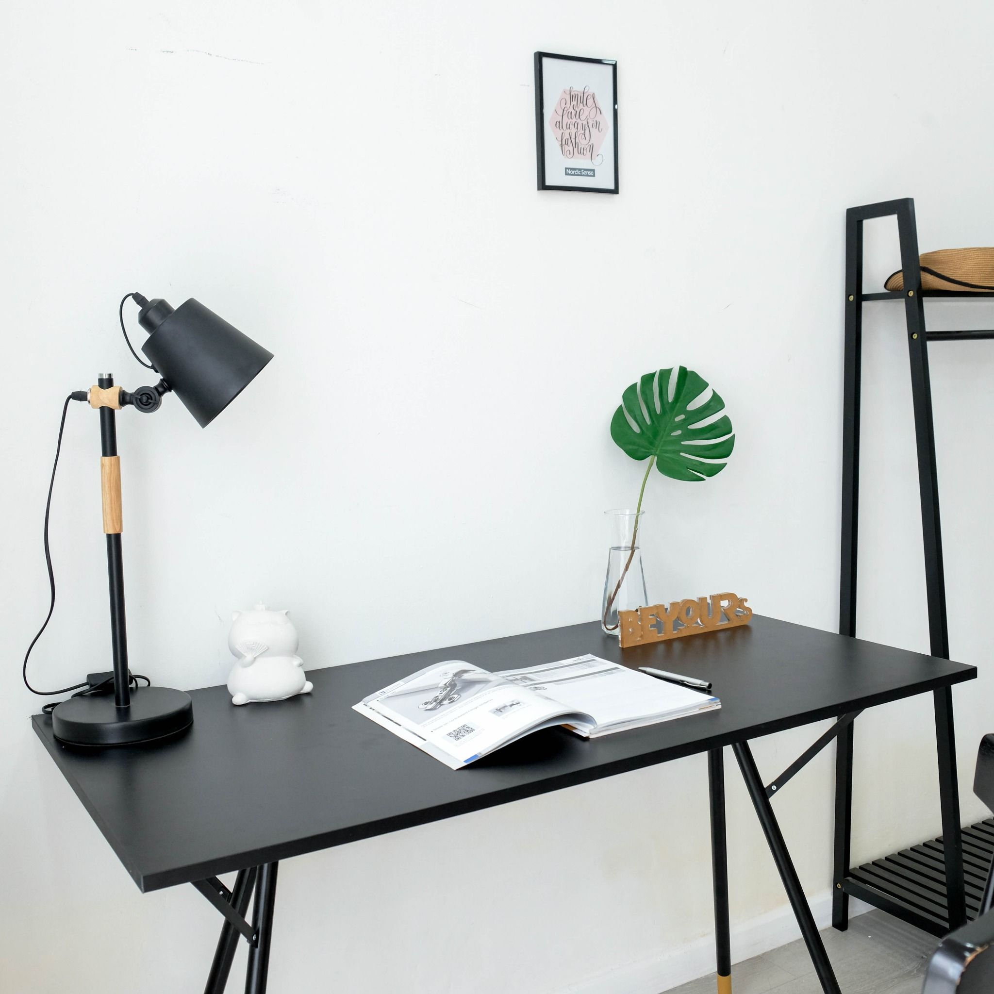 BÀN LÀM VIỆC BEYOURs SIMPLE TABLE BLACK