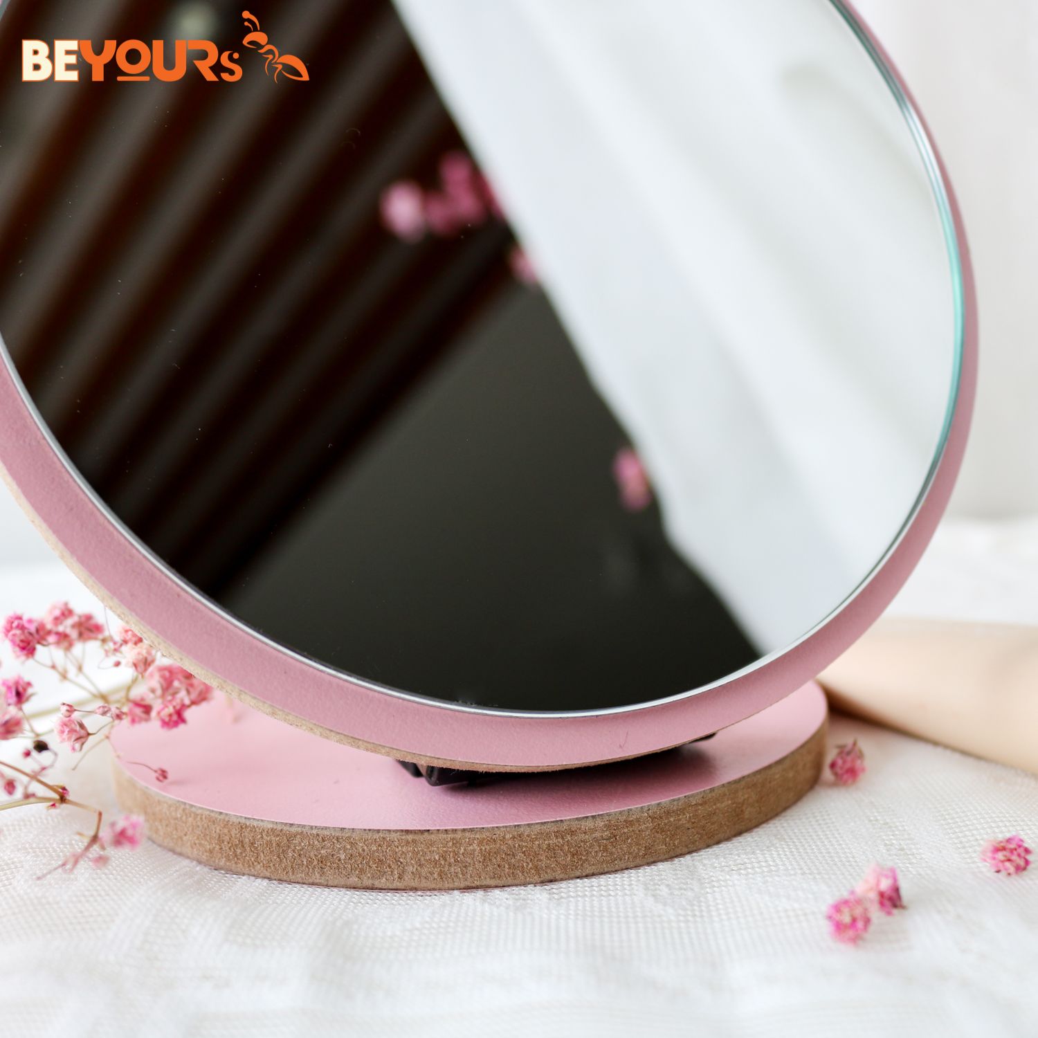 Gương trang điểm thỏ BEYOURs MAKEUP MIRROR ART