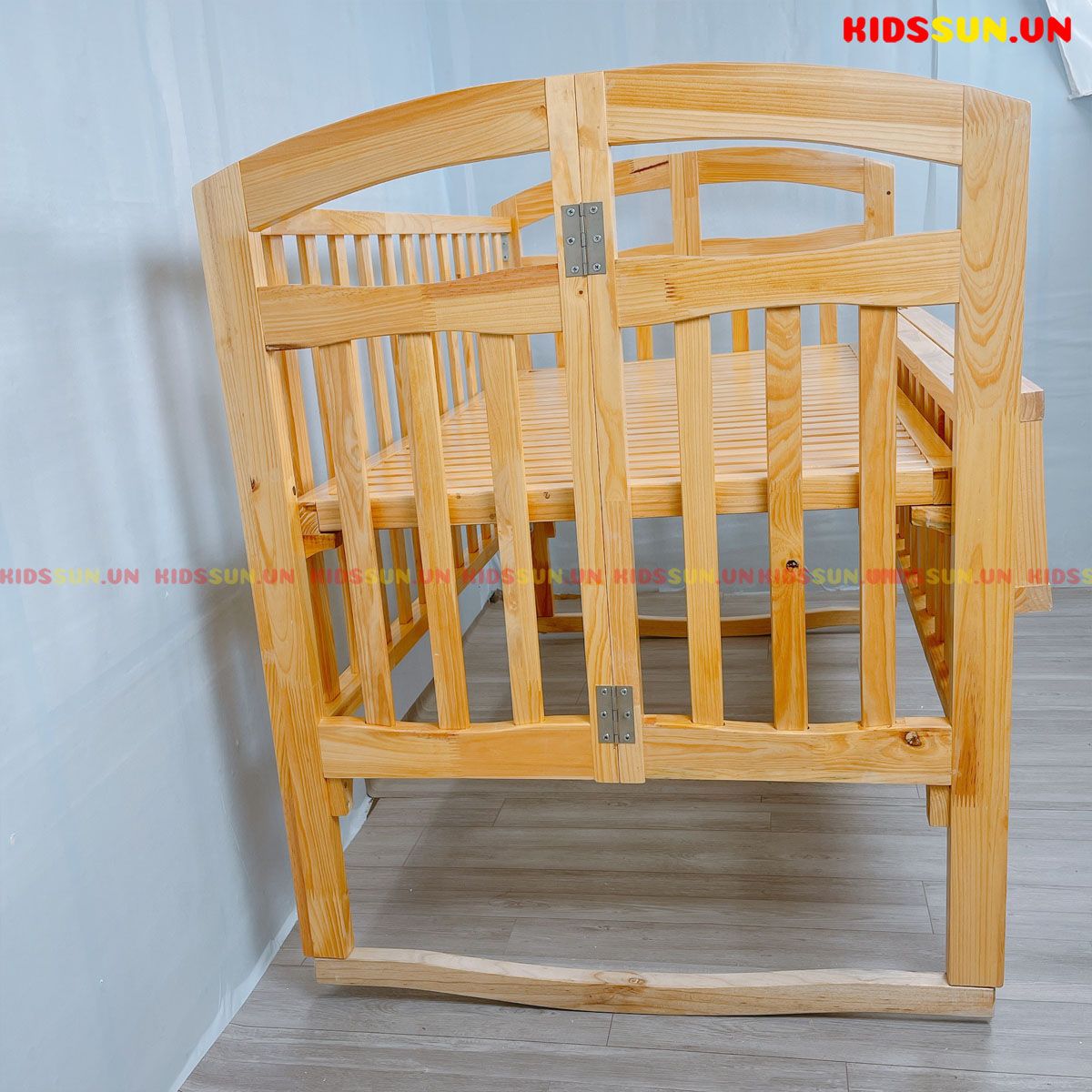 Giường Cũi Gỗ Thông Xuất Khẩu Màu Tự Nhiên - Đẹp Sang Trọng