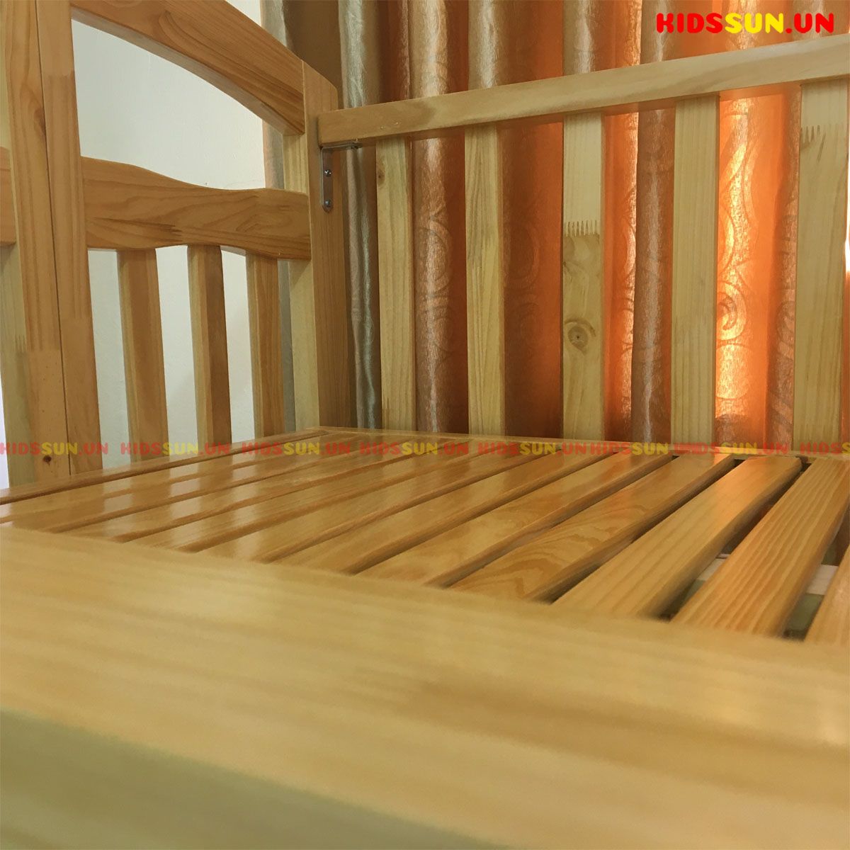 Giường Cũi Gỗ Thông Xuất Khẩu Màu Tự Nhiên - Đẹp Sang Trọng