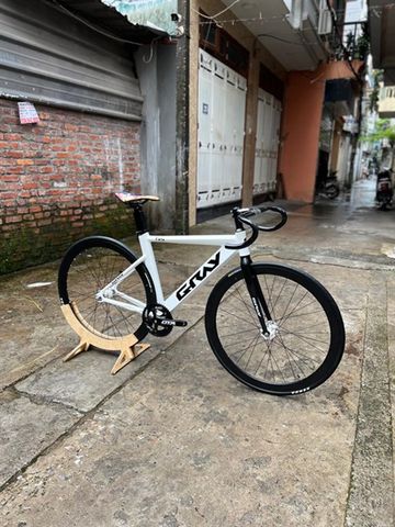 Xe Fixed Gear Gray F15 Tay cong Novatec