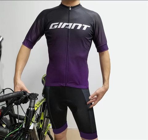 Bộ quần áo ngắn đạp xe Giant 2021