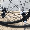 Vành carbon Ultegar C50 phanh đĩa thả hub Bontrager