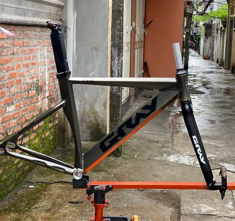 Khung Fixed Gear Gray F15 Càng Carbon