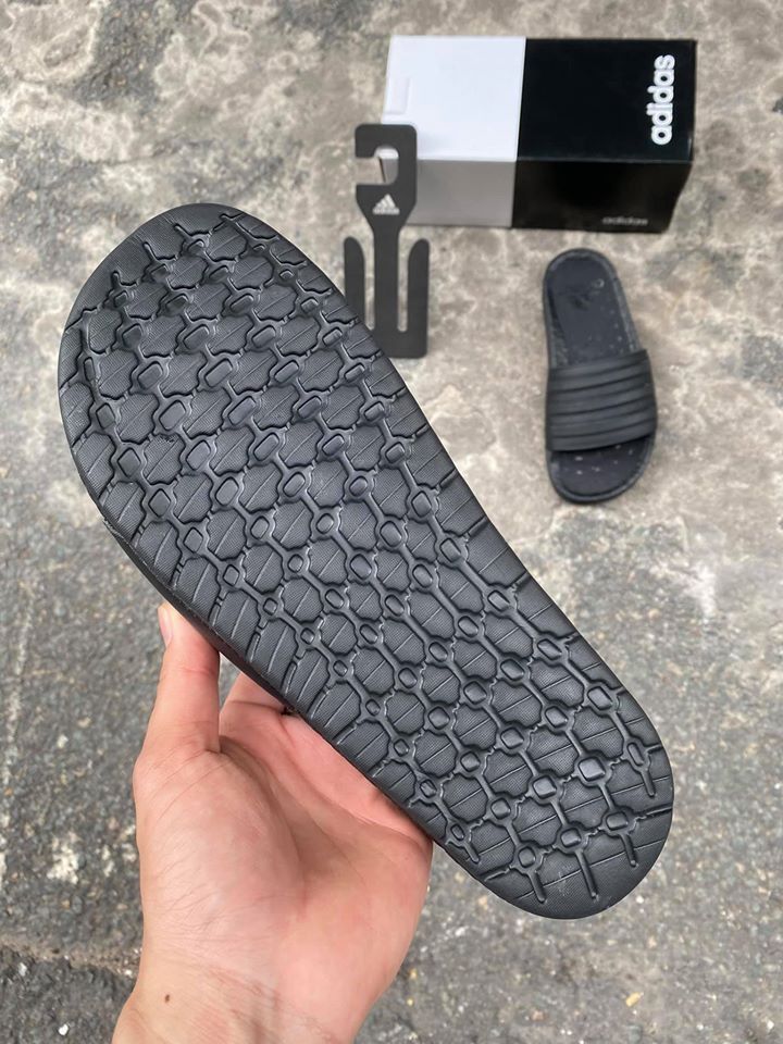 DÉP ADIDAS ADILETTE BOOST EH2256