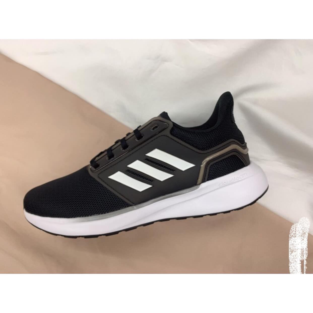 GIÀY ADIDAS CHÍNH HÃNG EQ19 RUNNING MEN H00924