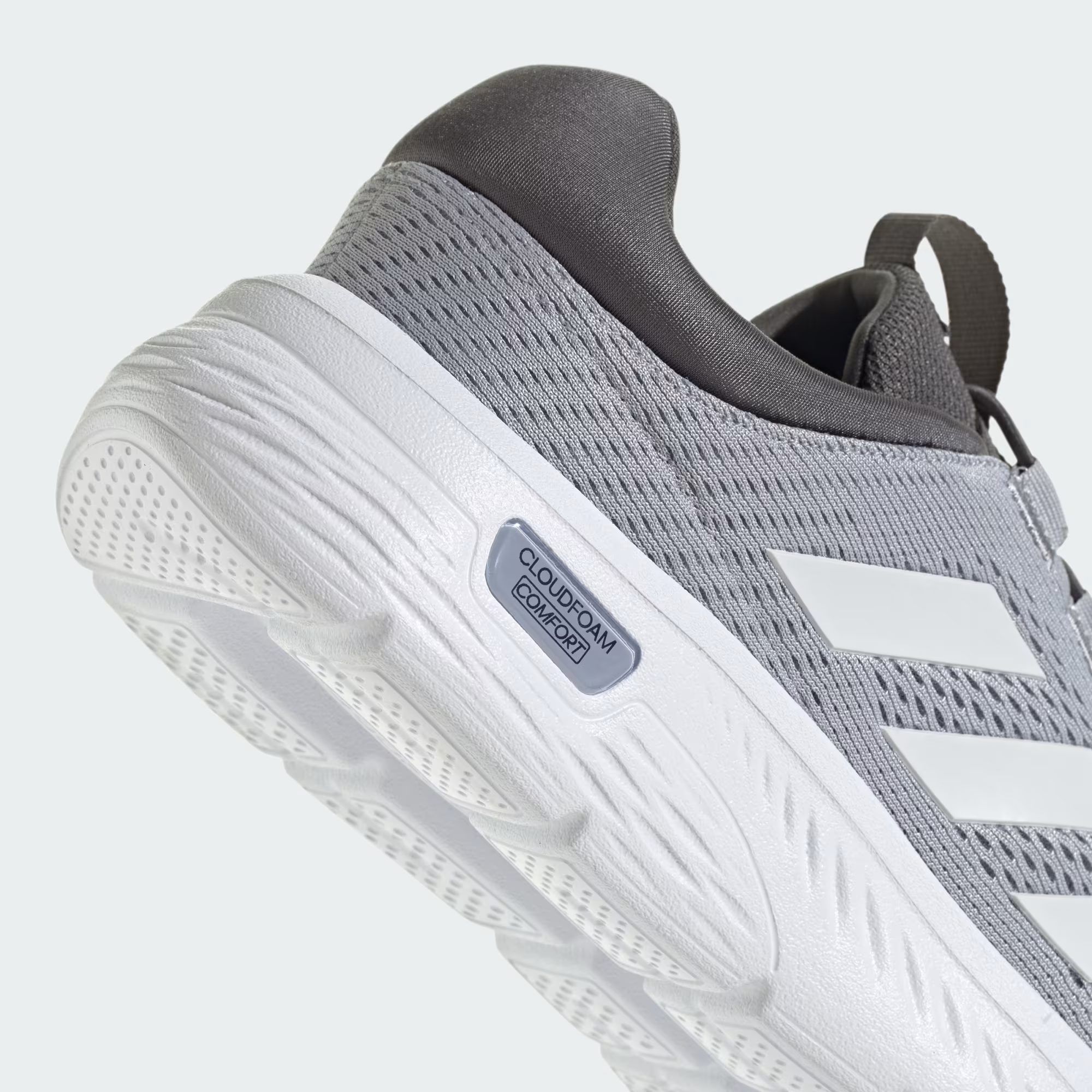 Giày Adidas chính hãng Cloudfoam Comfy IH6021