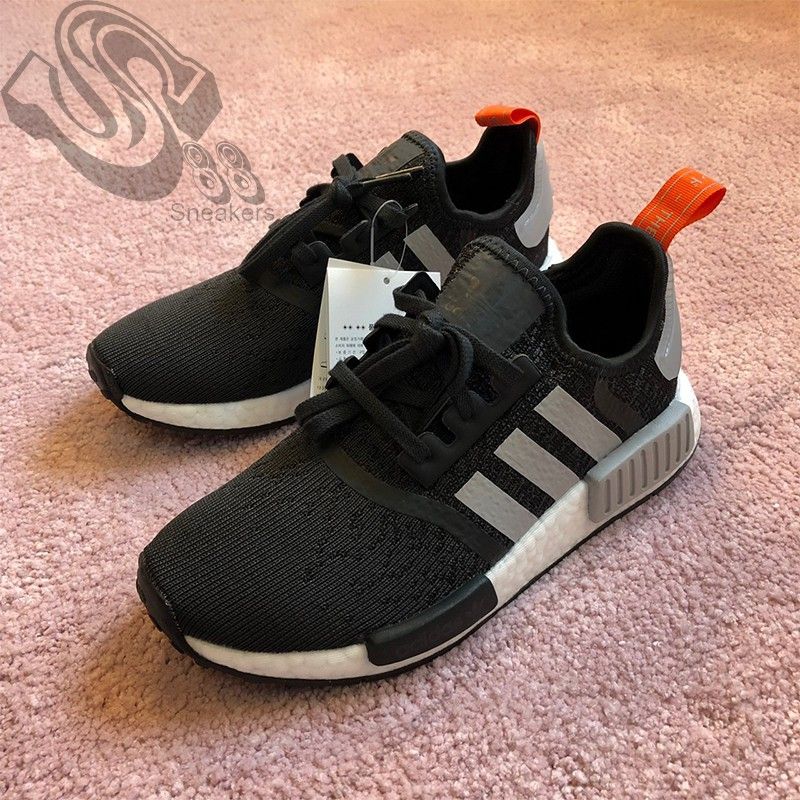 ADIDAS NMD R1 F35870