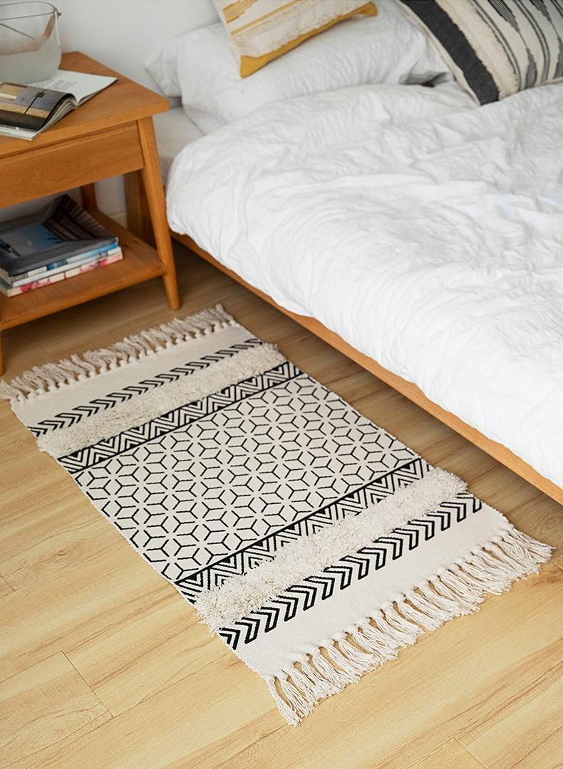 PATTERN CARPET