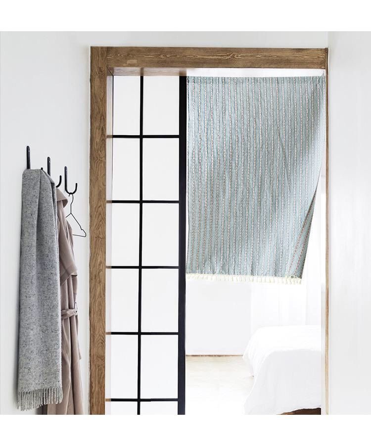 Two-piece Japanese-style curtain