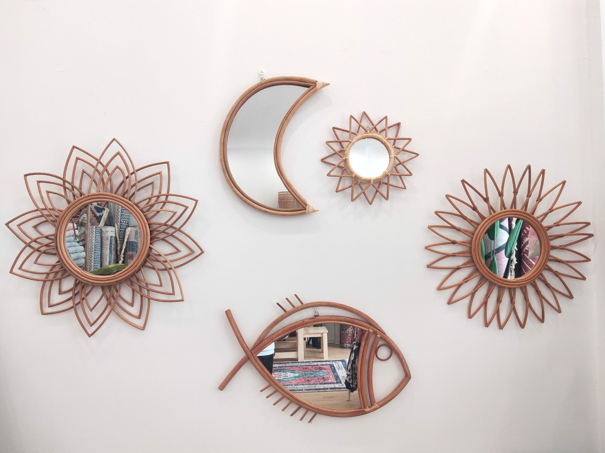 GƯƠNG TRỜI VÀ TRĂNG/MOON AND SUN MIRROR