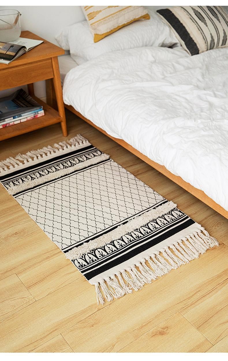 PATTERN CARPET