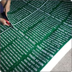 In decal dán tủ thuốc giá rẻ