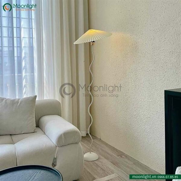 Đèn sàn hiện đại thân kim loại gợn sóng mạ sơn chống rỉ trắng DC001T KT H150*46 E27 VLDSHD-026