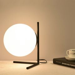 HT Đèn bàn trang trí thân đen, chao thủy tinh trắng đục chao 20cm (giá không bóng) B099_Đ HTDBTR-003